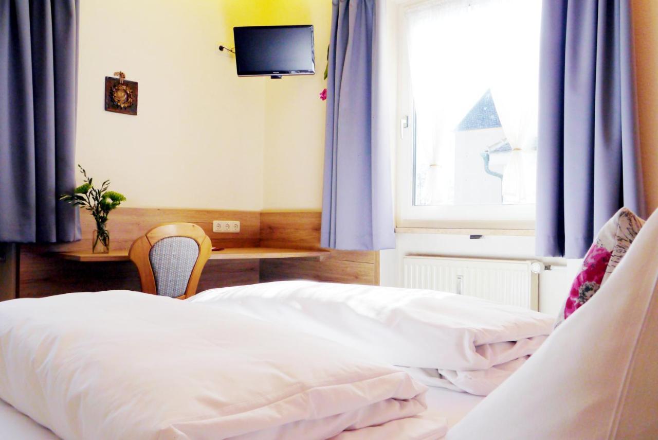 Hotel Grader Neustadt an der Waldnaab Bagian luar foto