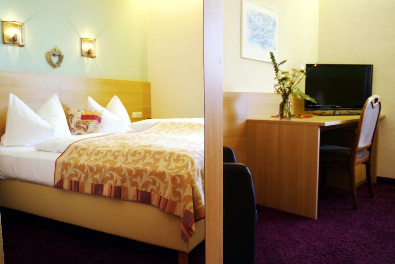 Hotel Grader Neustadt an der Waldnaab Bagian luar foto