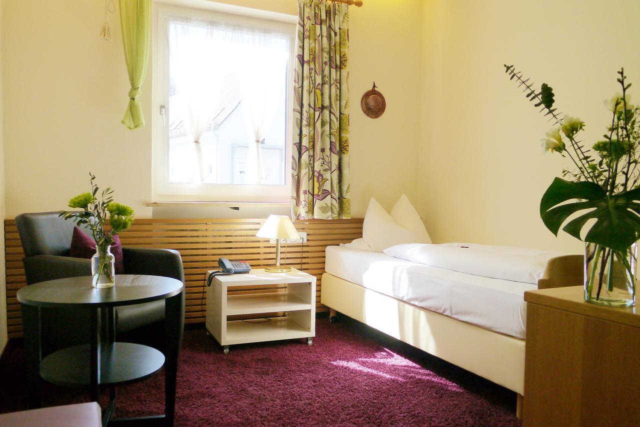 Hotel Grader Neustadt an der Waldnaab Bagian luar foto